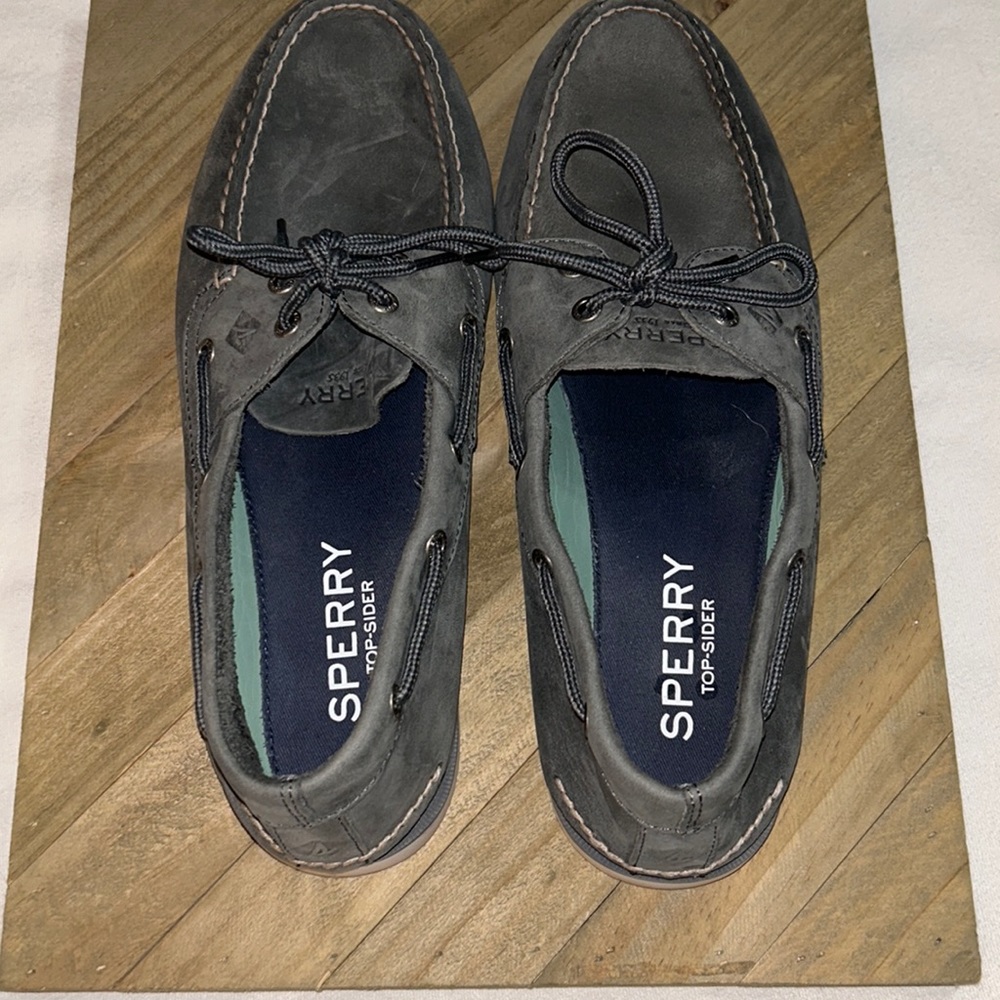 Sperry boat shoes